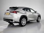 Lexus NX 300h AWD Luxury Edition Limited | Panoramadak | Trekhaak | Stoelverwarming | Apple CarPlay / Android Auto |