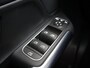 Mercedes-Benz EQA 250 Luxury Line 67 kWh | Panoramadak | Sfeerverlichting | Stoelverwarming | Parkeercamera | MBUX