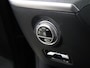 Mercedes-Benz C-klasse 300 e AMG Line | Rijassistentiepakket Plus | Stoelverwarming | Sfeerverlichting | Keyless Go |