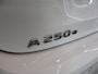Mercedes-Benz A-klasse 250 e Star Edition AMG Line | Night | Panoramadak | Multibeam | Sfeerverlichting | Stoelverwarming |