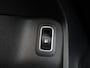 Mercedes-Benz A-klasse 250 e Star Edition AMG Line | Night | Panoramadak | Multibeam | Sfeerverlichting | Stoelverwarming |