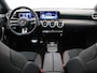 Mercedes-Benz A-klasse 250 e Star Edition AMG Line | Night | Panoramadak | Multibeam | Sfeerverlichting | Stoelverwarming |