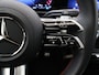 Mercedes-Benz A-klasse 250 e Star Edition AMG Line | Night | Panoramadak | Multibeam | Sfeerverlichting | Stoelverwarming |