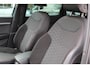 SEAT Ateca 1.5 TSI FR Business Intense , 150pk 1600kg Trekgewicht Stuur en stoelverwarming, climate control, LED verlichting, aut inklapbare trekhaak, FR Pakket, uitgbr rijveiligheidssysteem,  hele luxe complete SUV.