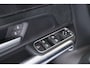 Mercedes-Benz B-klasse 180 Business Solution AMG | Panodak | Widescreen | Wegkl Trekhaak | Camera | Stoelverw | Elektr Achterklep | Leder/Alcantara | Led | Climate Control | Dealer onderhouden!