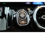 Mercedes-Benz B-klasse 180 Business Solution AMG | Panodak | Widescreen | Wegkl Trekhaak | Camera | Stoelverw | Elektr Achterklep | Leder/Alcantara | Led | Climate Control | Dealer onderhouden!