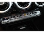 Mercedes-Benz B-klasse 180 Business Solution AMG | Panodak | Widescreen | Wegkl Trekhaak | Camera | Stoelverw | Elektr Achterklep | Leder/Alcantara | Led | Climate Control | Dealer onderhouden!
