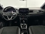 Volkswagen T-Roc 1.5 Style Blackstyle DSG | 18'' L.M. Velgen | Elektrische Achterklep | Two-Tone