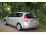 Hyundai i30 CW 1.6i Dynamic Business *1e EIG !!