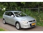 Hyundai i30 CW 1.6i Dynamic Business *1e EIG !!