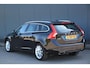 Volvo V60 2.0 D4 Summum Leer/Parkeersensor v,a/Trekhaak afneembaar/Navigatie
