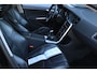 Volvo V60 2.0 D4 Summum Leer/Parkeersensor v,a/Trekhaak afneembaar/Navigatie