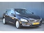 Volvo V60 2.0 D4 Summum Leer/Parkeersensor v,a/Trekhaak afneembaar/Navigatie