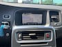 Volvo V60 1.6 T3 R-Design Zeer net! Stoelverwarming, Climate control, Adaptieve bochtverlichting, Trekhaak, Bluetooth, Navigatie