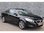 Volvo C70 Convertible 2.5 T5 Summum | Lederen bekleding | Elektr. stoelen + memory | Cruise Control | Bluetooth telefoon | Parkeersensoren | Adaptieve Bi-Xenon verlichting | Windscherm | Trekhaak | Key-less Entry |