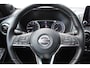 Nissan Juke 1.0-117pk DIG-T N-Connecta. Werkelijk in nieuwstaat ! Slechts 12.600km ! Volautm. airco, privacy glass, metallic lak, LM wielen, navigatie, camera, pdc v+a, telefoonvoorb.,  keyless entry&go, LED etc.