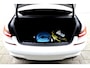 BMW 3-Serie 330e M Sport White-Black LM18/PDC/LEER/NAVI/PANO