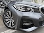 BMW 3-Serie 330i High Executive 260PK LM18/LEER/NAVI/VIRTUAL