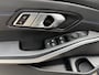 BMW 3-Serie 330i High Executive 260PK LM18/LEER/NAVI/VIRTUAL