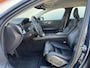 Volvo V60 2.0 B3 Business Pro ADAP CRUISE CARPLAY LEDER