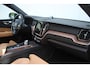 Volvo XC60 T8 390PK Plug-in Hybrid AWD Inscription | Luchtvering | Bowers&Wilkins High End Audio | 360Camera | Semi Elektr. Trekhaak | Nappa Leder incl. ventilatie | Stoelverwarming | Adaptive Cruise & Pilot Assist |