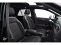 Volkswagen T-Roc 1.5 TSI Sport | Panoramadak | Camera | Apple Carplay | LED
