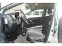 Toyota Avensis Wagon 1.6 VVTi Comfort Trekhaak, 16 inch, cruise contr, boekjes