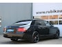 Bentley Flying Spur 4.0 V8 Biturbo Deep black pearl metallic