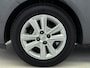 Opel Corsa Online Edition 90 pk Automaat | Navigatie | Achteruitrijcamera | Parkeersensoren Voor en Achter | Comfortstoelen | LED Dagrijverlichting | Lederen Stuurwiel | Climate Control | Cruise Control | 16" Lichtmetalen Velgen | Apple Carplay/Android Auto |