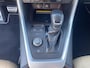 Toyota RAV4 2.5 Hybrid AWD Executive , lava red pearl met Beige Leder.