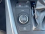 Toyota RAV4 2.5 Hybrid AWD Executive , lava red pearl met Beige Leder.
