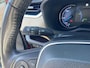 Toyota RAV4 2.5 Hybrid AWD Executive , lava red pearl met Beige Leder.