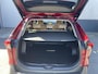 Toyota RAV4 2.5 Hybrid AWD Executive , lava red pearl met Beige Leder.