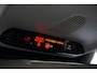 Volvo XC40 1.5 T3 Business Pro | Trekhaak | Adaptieve Cruise Controle | Blis | Stuur + Stoel verwarming | Camera |