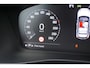Volvo XC40 1.5 T3 Business Pro | Trekhaak | Adaptieve Cruise Controle | Blis | Stuur + Stoel verwarming | Camera |
