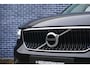 Volvo XC40 1.5 T3 Business Pro | Trekhaak | Adaptieve Cruise Controle | Blis | Stuur + Stoel verwarming | Camera |