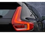 Volvo XC40 1.5 T3 Business Pro | Trekhaak | Adaptieve Cruise Controle | Blis | Stuur + Stoel verwarming | Camera |