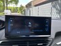 Peugeot 3008 1.2 Turbo 130PK Allure Pack | Zeer Complete Uitvoering | Navigatie | Dodehoek bewaking | Electrische achterklep | 1400KG Trekvermogen | Keyless Entry | Cruise control | Stoelverwarming | LED Verlichting | DAB | Parkeersensoren.