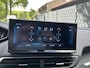 Peugeot 3008 1.2 Turbo 130PK Allure Pack | Zeer Complete Uitvoering | Navigatie | Dodehoek bewaking | Electrische achterklep | 1400KG Trekvermogen | Keyless Entry | Cruise control | Stoelverwarming | LED Verlichting | DAB | Parkeersensoren.