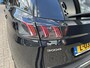Peugeot 3008 1.2 Turbo 130PK Allure Pack | Zeer Complete Uitvoering | Navigatie | Dodehoek bewaking | Electrische achterklep | 1400KG Trekvermogen | Keyless Entry | Cruise control | Stoelverwarming | LED Verlichting | DAB | Parkeersensoren.