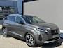 Peugeot 3008 1.6 HYbrid 225 PK GT | Unieke Showroomauto met slechts 321 KM ! | Navigatie | Stoelverwarming | Elektrische Kofferklep | Keyless Entry | Adaptieve Cruise Control | Hoge Zitpositie | Hybride Elektrisch tot 60 KM | Climate Control | Parkeercamera |