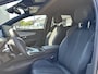 Peugeot 3008 1.6 HYbrid 225 PK GT | Unieke Showroomauto met slechts 321 KM ! | Navigatie | Stoelverwarming | Elektrische Kofferklep | Keyless Entry | Adaptieve Cruise Control | Hoge Zitpositie | Hybride Elektrisch tot 60 KM | Climate Control | Parkeercamera |