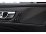 Volvo V60 T6 350PK Automaat Plus Dark / cruise control   / Apple carplay / Elektrische stoelen met geheugen / Parkeersensoren met camera / Elektrische achterklep