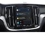 Volvo V60 T6 350PK Automaat Plus Dark / cruise control   / Apple carplay / Elektrische stoelen met geheugen / Parkeersensoren met camera / Elektrische achterklep