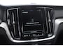 Volvo V60 T6 350PK Automaat Plus Dark / cruise control   / Apple carplay / Elektrische stoelen met geheugen / Parkeersensoren met camera / Elektrische achterklep
