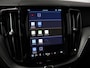 Volvo XC60 T8 455PK Plug-in hybrid AWD Ultimate Dark / Luchtvering / Trekhaak / 360gr Camera / 21" / Head Up / Full Led / Harman Kardon / Contour Stoelen /
