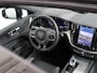 Volvo XC60 T8 455PK Plug-in hybrid AWD Ultimate Dark / Luchtvering / Trekhaak / 360gr Camera / 21" / Head Up / Full Led / Harman Kardon / Contour Stoelen /