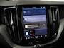 Volvo XC60 T8 455PK Plug-in hybrid AWD Ultimate Dark / Luchtvering / Trekhaak / 360gr Camera / 21" / Head Up / Full Led / Harman Kardon / Contour Stoelen /