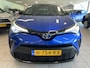 Toyota C-HR 2.0 Hybrid Bi-Tone