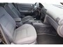 Volkswagen Passat 1.6 Turijn Climate control, Trekhaak, Elektrische ramen, Cruise control, Lichtmetalen wielen